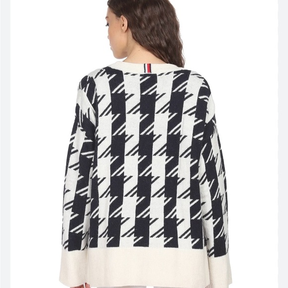 Tommy Hilfiger Black and Cream Houndstooth Cardigan - Picture 1 of 8